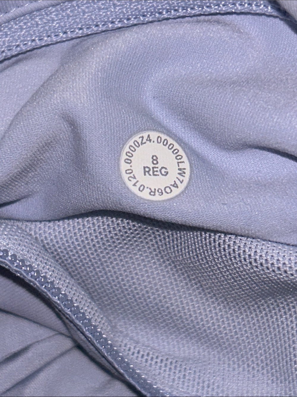 Lululemon Speed Up Short *2.5", Daydream, 8 Reg - Picture 10 of 12